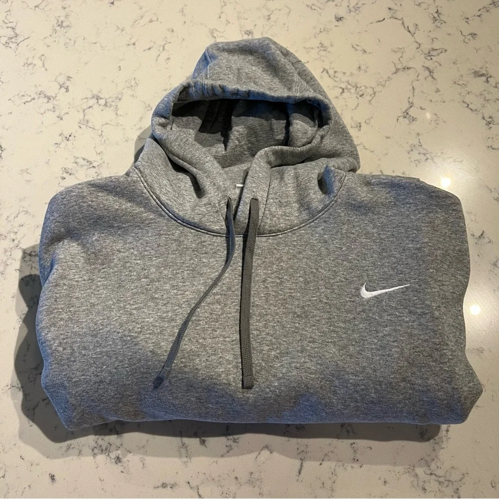 Nike Men's Sportswear Club Fleece
Hoodie Gray Size XXL - Picture 6 of 10
